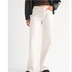 Abercrombie & Fitch Low Rise Ultra Loose Jean Curve Love size 24